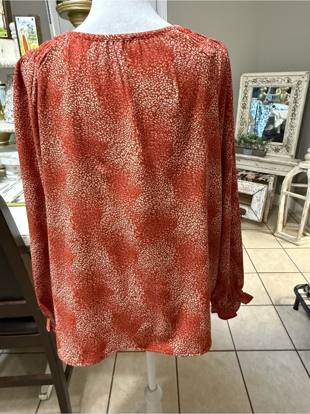 Jessica Simpson Rust Printed V-Neck Peasant Blouse - Picture 5 of 6